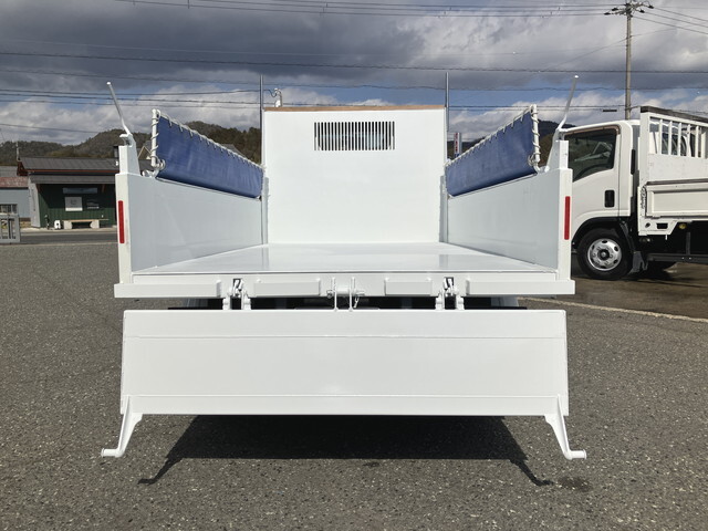 三菱ふそうキャンターダンプ小型（2t・3t）[写真11]