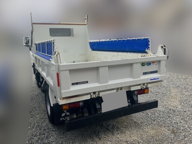 三菱ふそうキャンターダンプ小型（2t・3t）[写真02]