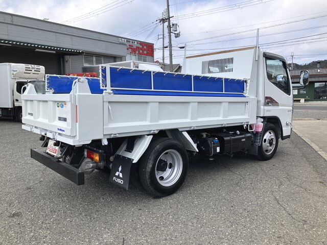 三菱ふそうキャンターダンプ小型（2t・3t）[写真02]