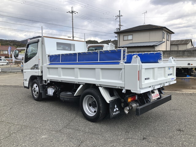 三菱ふそうキャンターダンプ小型（2t・3t）[写真04]