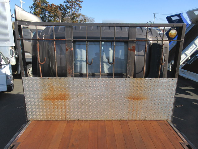 いすゞフォワードアルミブロック中型（4t）[写真17]