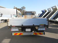 いすゞフォワードアルミブロック中型（4t）[写真07]