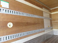 三菱ふそうキャンターアルミバン小型（2t・3t）[写真16]