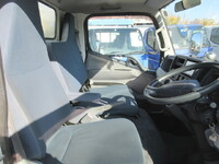 三菱ふそうキャンターアルミバン小型（2t・3t）[写真23]