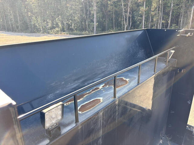 日野プロフィアダンプ大型（10t）[写真13]