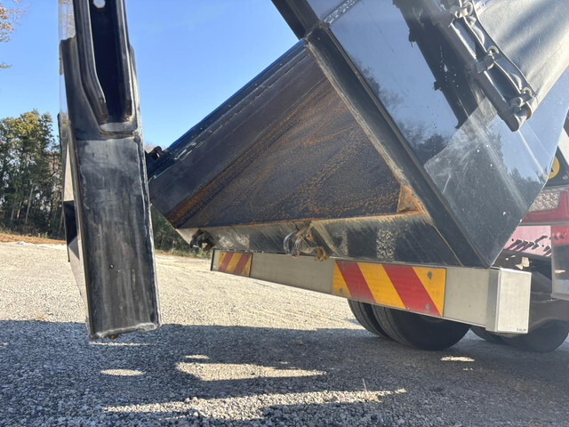 日野プロフィアダンプ大型（10t）[写真15]