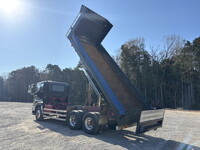 日野プロフィアダンプ大型（10t）[写真02]