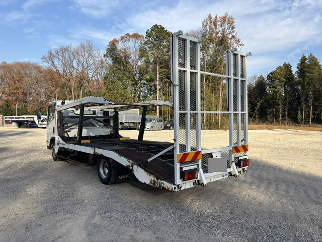 いすゞエルフキャリアカー小型（2t・3t）[写真02]