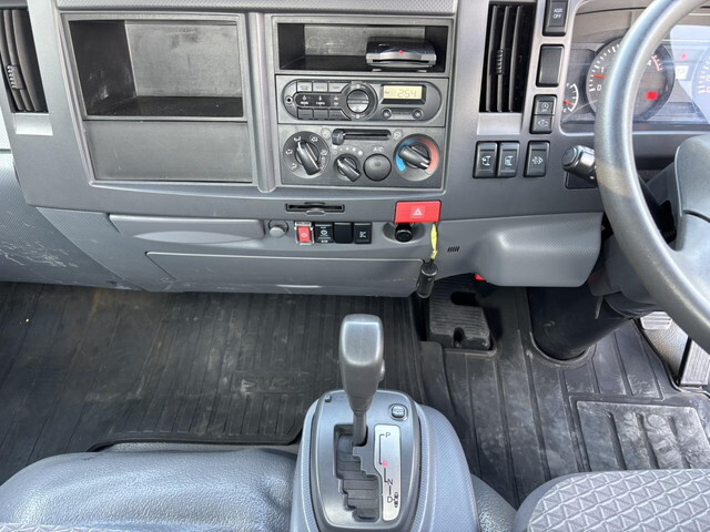 いすゞエルフキャリアカー小型（2t・3t）[写真33]