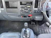 いすゞエルフキャリアカー小型（2t・3t）[写真34]