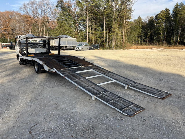 いすゞエルフキャリアカー小型（2t・3t）[写真09]