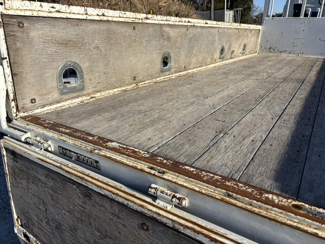 日野デュトロクレーン4段小型（2t・3t）[写真19]