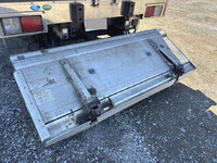 日野レンジャー冷凍車（冷蔵車）中型（4t）[写真16]