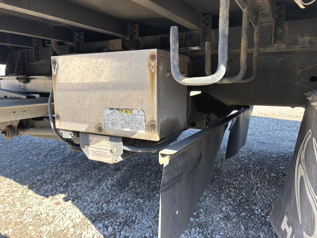 日野レンジャー冷凍車（冷蔵車）中型（4t）[写真23]