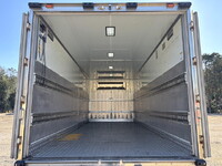 日野レンジャー冷凍車（冷蔵車）中型（4t）[写真08]