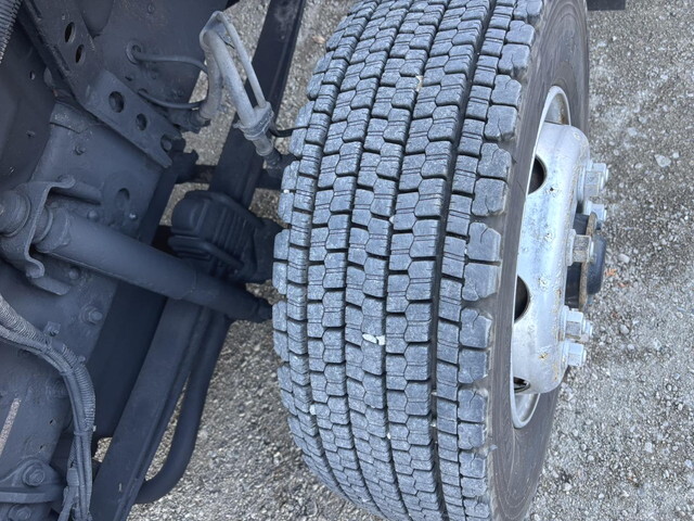 三菱ふそうスーパーグレートパネルバン大型（10t）[写真26]