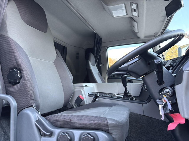 三菱ふそうスーパーグレートパネルバン大型（10t）[写真27]