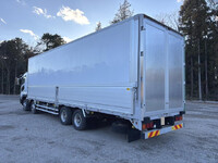 三菱ふそうスーパーグレートパネルバン大型（10t）[写真02]