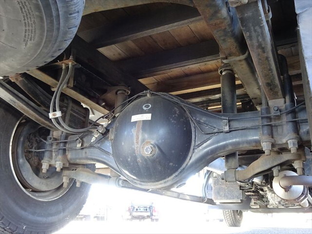 三菱ふそうファイターアルミブロック中型（4t）[写真10]