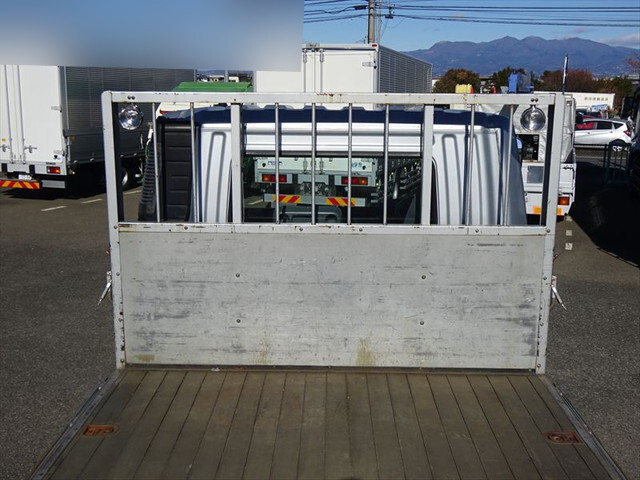 三菱ふそうファイターアルミブロック中型（4t）[写真20]