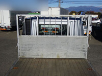 三菱ふそうファイターアルミブロック中型（4t）[写真21]