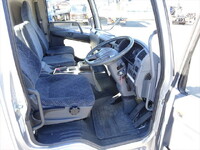 三菱ふそうファイターアルミブロック中型（4t）[写真22]