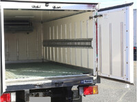 いすゞエルフ冷凍車（冷蔵車）小型（2t・3t）[写真11]