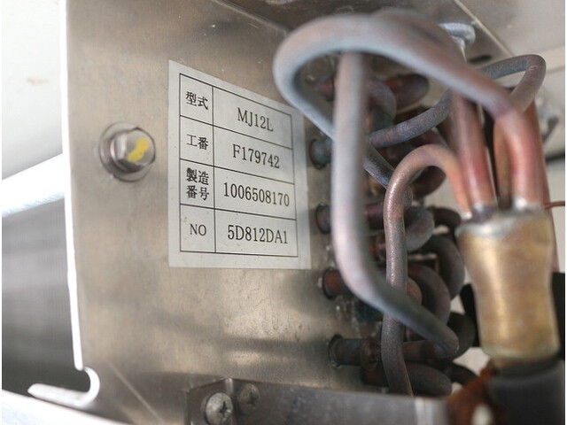 いすゞエルフ冷凍車（冷蔵車）小型（2t・3t）[写真22]