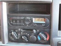 いすゞエルフ冷凍車（冷蔵車）小型（2t・3t）[写真34]