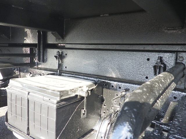 いすゞフォワードダンプ中型（4t）[写真13]