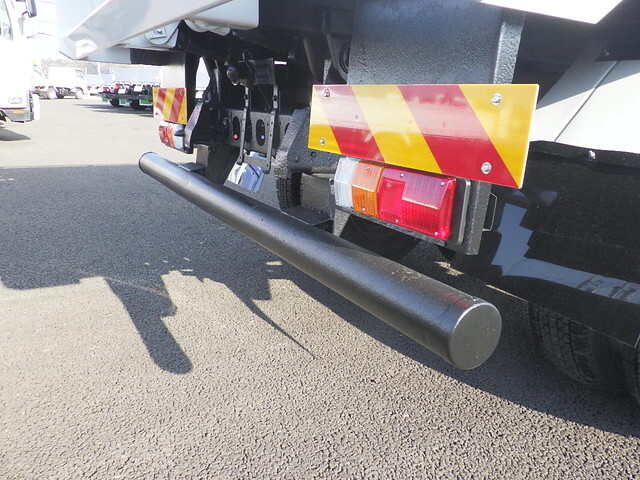 いすゞフォワードダンプ中型（4t）[写真21]