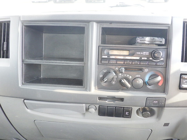 いすゞフォワードダンプ中型（4t）[写真25]