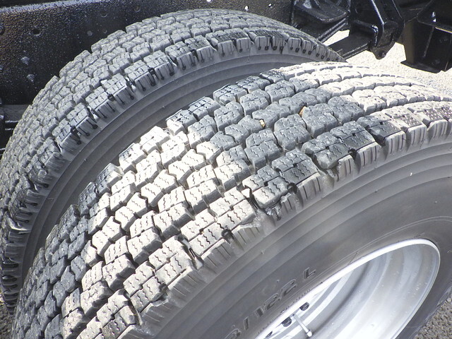 いすゞフォワードダンプ中型（4t）[写真40]