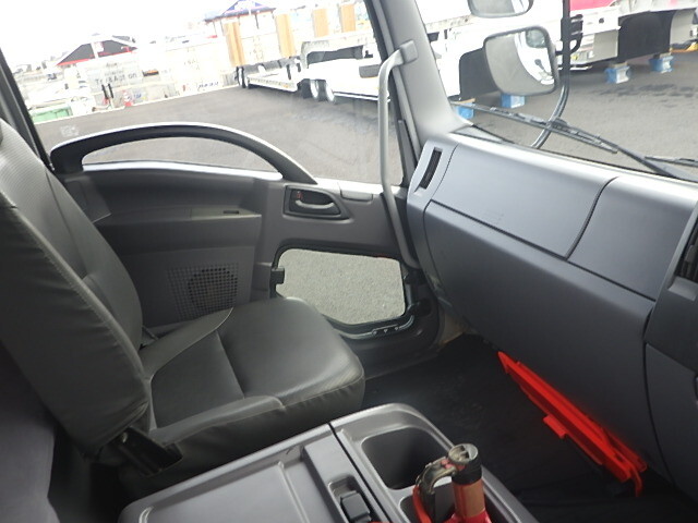 いすゞフォワードセルフクレーン3段増トン（6t・8t）[写真22]