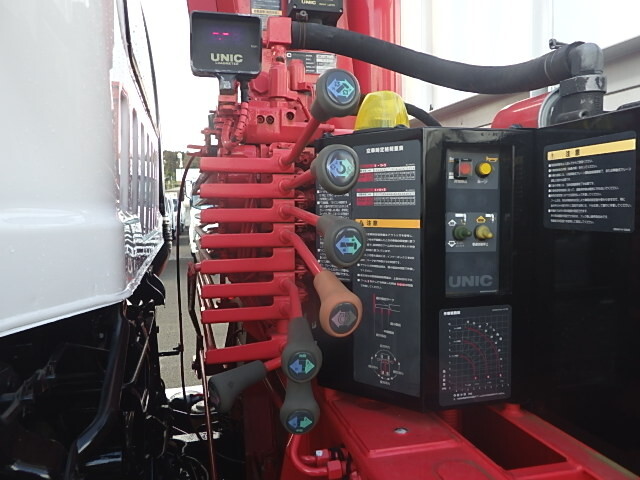 いすゞフォワードセルフクレーン3段増トン（6t・8t）[写真31]