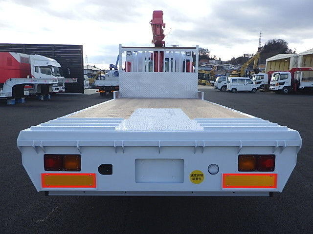 いすゞフォワードセルフクレーン3段増トン（6t・8t）[写真08]