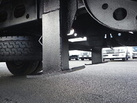 いすゞフォワードセルフクレーン3段増トン（6t・8t）[写真10]