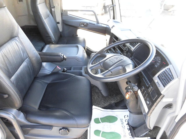 三菱ふそうファイターアルミブロック増トン（6t・8t）[写真15]