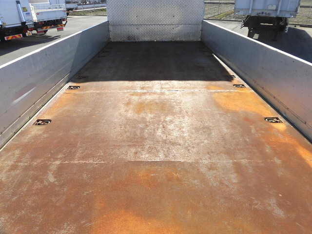 三菱ふそうファイターアルミブロック増トン（6t・8t）[写真08]