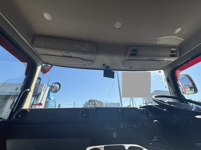 日野レンジャー冷凍車（冷蔵車）中型（4t）[写真11]