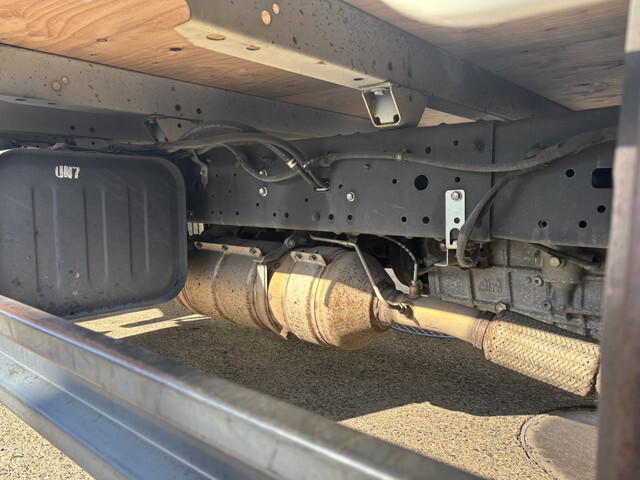 トヨタトヨエース平ボディ小型（2t・3t）[写真14]