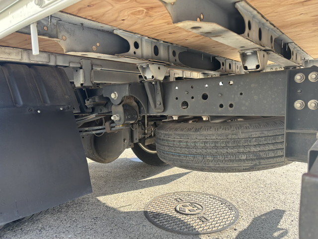 トヨタトヨエース平ボディ小型（2t・3t）[写真15]