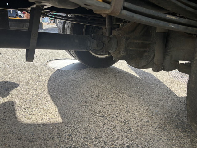 トヨタトヨエース平ボディ小型（2t・3t）[写真18]