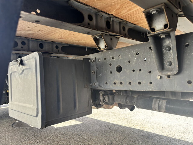 トヨタトヨエース平ボディ小型（2t・3t）[写真19]