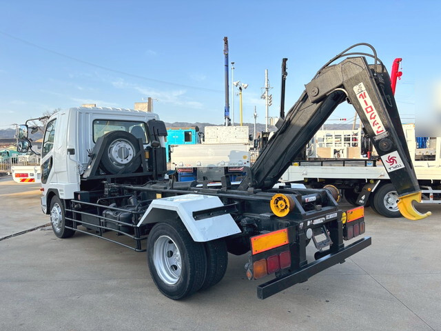 三菱ふそうファイターコンテナ専用車増トン（6t・8t）[写真10]