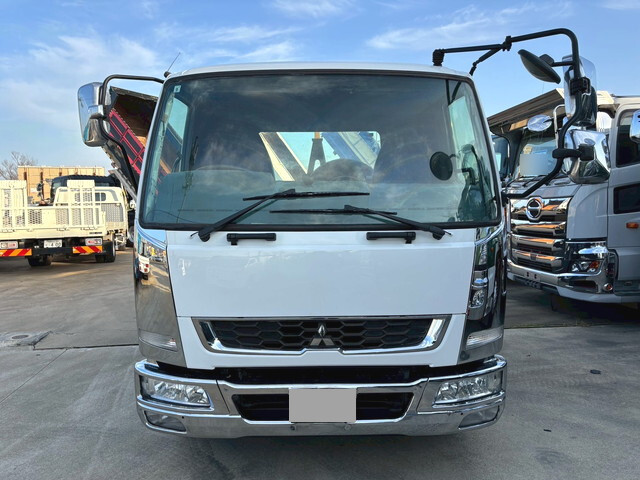 三菱ふそうファイターコンテナ専用車増トン（6t・8t）[写真07]