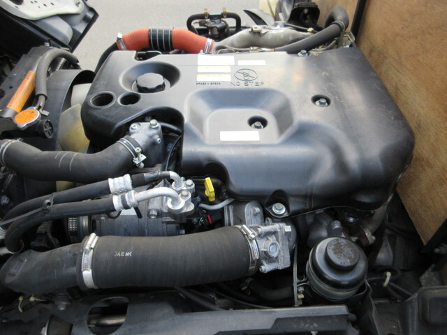 いすゞエルフ平ボディ小型（2t・3t）[写真18]