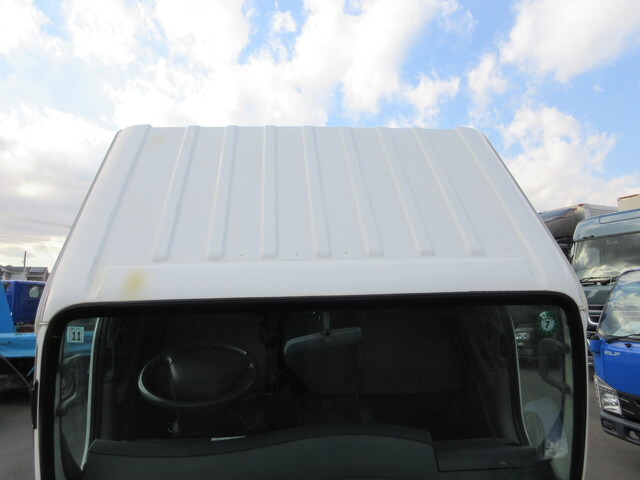 いすゞエルフ平ボディ小型（2t・3t）[写真21]