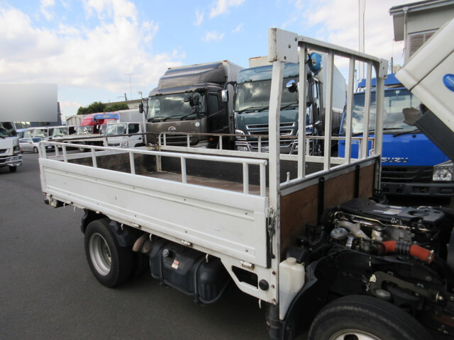 いすゞエルフ平ボディ小型（2t・3t）[写真22]