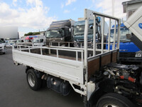 いすゞエルフ平ボディ小型（2t・3t）[写真23]